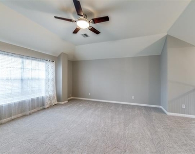 4532 Crown Ridge Drive - Photo Thumbnail 14