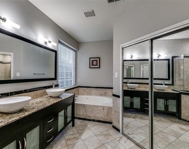 4532 Crown Ridge Drive - Photo Thumbnail 18