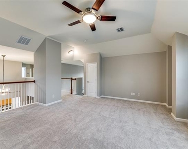 4532 Crown Ridge Drive - Photo Thumbnail 10