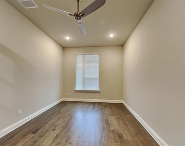 8262 Ottowa Ridge - Photo Thumbnail 19