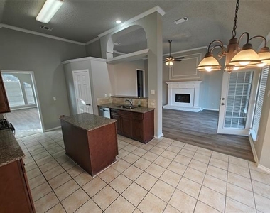 8504 Pebblebrook Drive - Photo Thumbnail 8