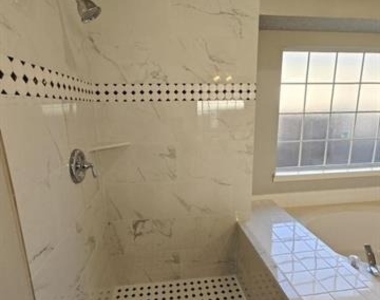8504 Pebblebrook Drive - Photo Thumbnail 11