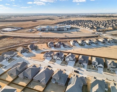 1308 Parkdale Street - Photo Thumbnail 29