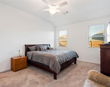 1308 Parkdale Street - Photo Thumbnail 12