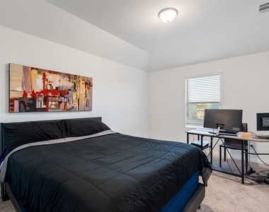1308 Parkdale Street - Photo Thumbnail 19