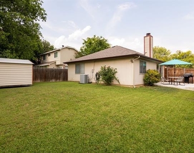 6713 Windwillow Drive - Photo Thumbnail 30