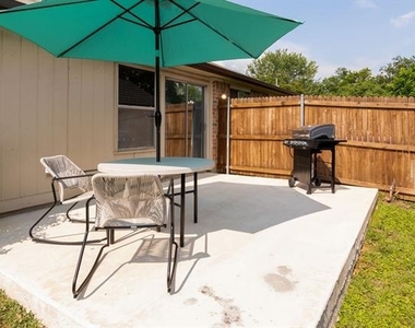 6713 Windwillow Drive - Photo Thumbnail 25
