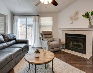 6713 Windwillow Drive - Photo Thumbnail 14