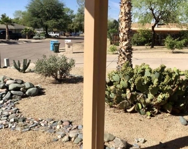 5712 E Estrid Circle - Photo Thumbnail 16