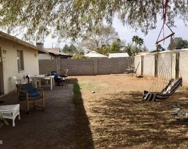 5712 E Estrid Circle - Photo Thumbnail 15