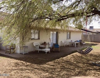 5712 E Estrid Circle - Photo Thumbnail 13