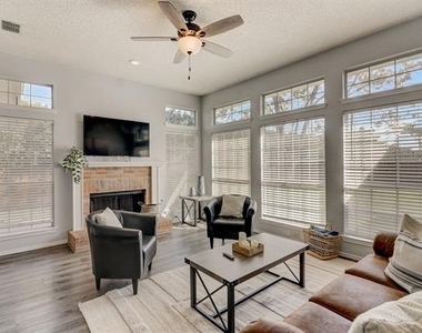 6302 Mount Vernon Drive - Photo Thumbnail 4
