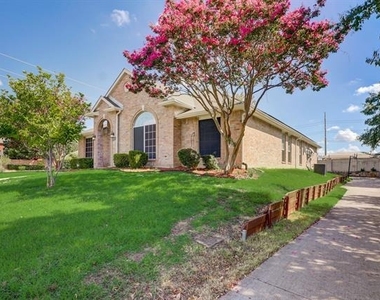 6302 Mount Vernon Drive - Photo Thumbnail 1