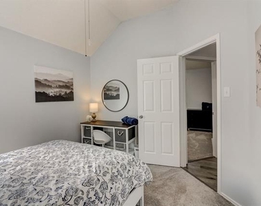 6302 Mount Vernon Drive - Photo Thumbnail 26