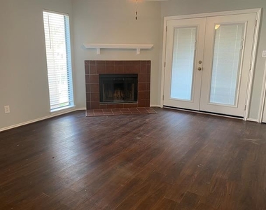 2311 Balsam Drive - Photo Thumbnail 2