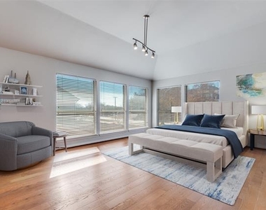 2917 Waterford Drive - Photo Thumbnail 8