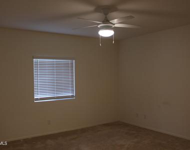 288 W Tropical Drive - Photo Thumbnail 11