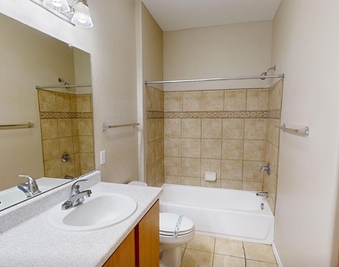 2100 N 145th Avenue - Photo Thumbnail 8