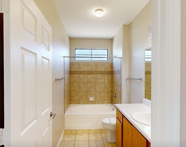 2100 N 145th Avenue - Photo Thumbnail 5