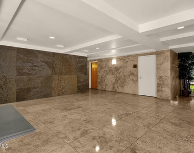 7131 E Rancho Vista Drive - Photo Thumbnail 7