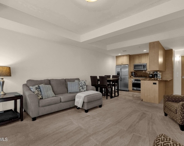7131 E Rancho Vista Drive - Photo Thumbnail 16