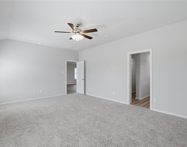 312 Blanco Drive - Photo Thumbnail 21