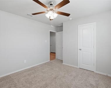 312 Blanco Drive - Photo Thumbnail 14