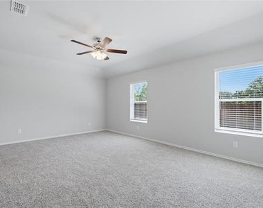 312 Blanco Drive - Photo Thumbnail 19