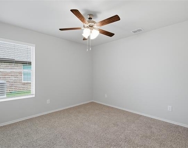 312 Blanco Drive - Photo Thumbnail 15