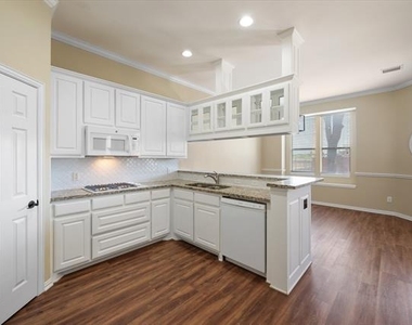 1106 Brook Arbor Drive - Photo Thumbnail 8