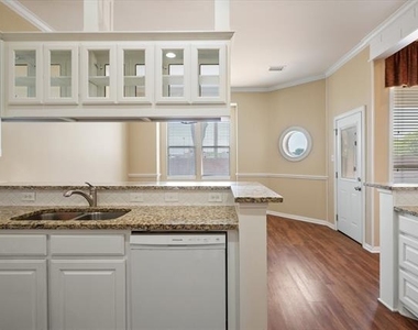 1106 Brook Arbor Drive - Photo Thumbnail 10