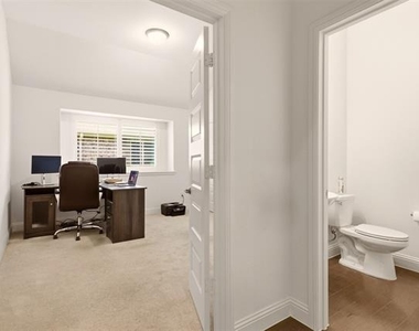 510 Royal Oaks Lane - Photo Thumbnail 9