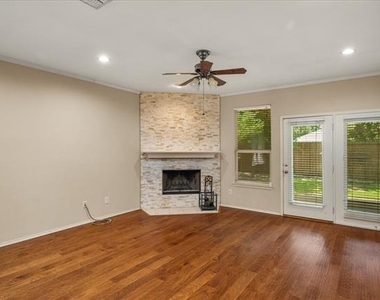 5817 Quicksilver Drive - Photo Thumbnail 11