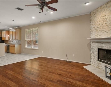 5817 Quicksilver Drive - Photo Thumbnail 10