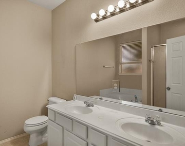 5817 Quicksilver Drive - Photo Thumbnail 15