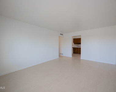 617 E Brown Road - Photo Thumbnail 5