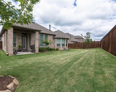 2929 Telford - Photo Thumbnail 21
