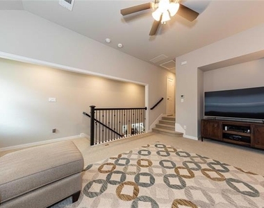 2929 Telford - Photo Thumbnail 17