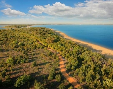 2929 Telford - Photo Thumbnail 25