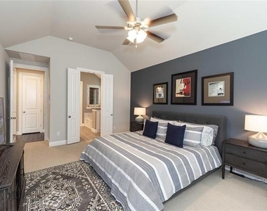 2929 Telford - Photo Thumbnail 13