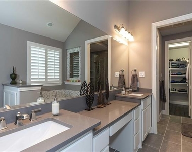 2929 Telford - Photo Thumbnail 15