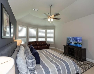 2929 Telford - Photo Thumbnail 14