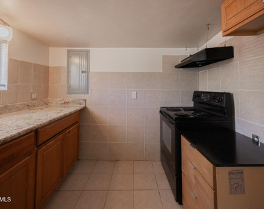 610 N 9th Street - Photo Thumbnail 8