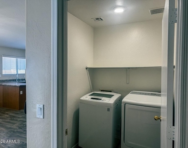 24638 N Shelton Way - Photo Thumbnail 29