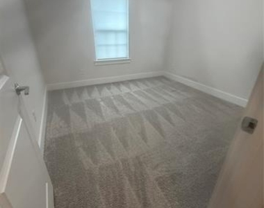 13389 Crestmoor Drive - Photo Thumbnail 8