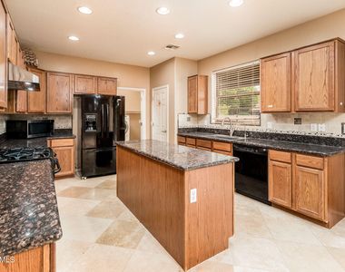 16026 W Mohave Street - Photo Thumbnail 14