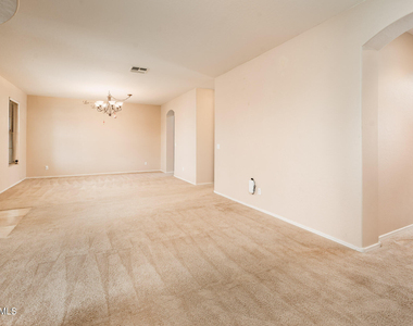 16026 W Mohave Street - Photo Thumbnail 7