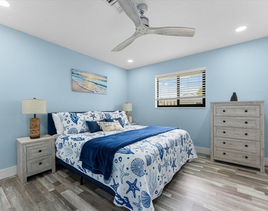 3313 Sherwood Boulevard - Photo Thumbnail 12