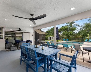 3313 Sherwood Boulevard - Photo Thumbnail 19