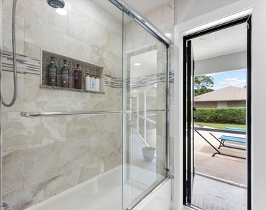 3313 Sherwood Boulevard - Photo Thumbnail 17